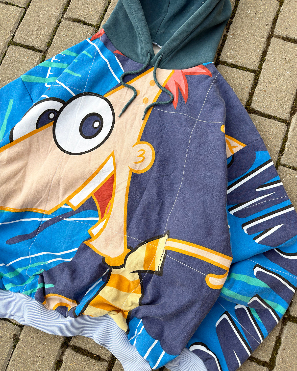'THE BACKYARD BROTHERS' HOODIE (L)
