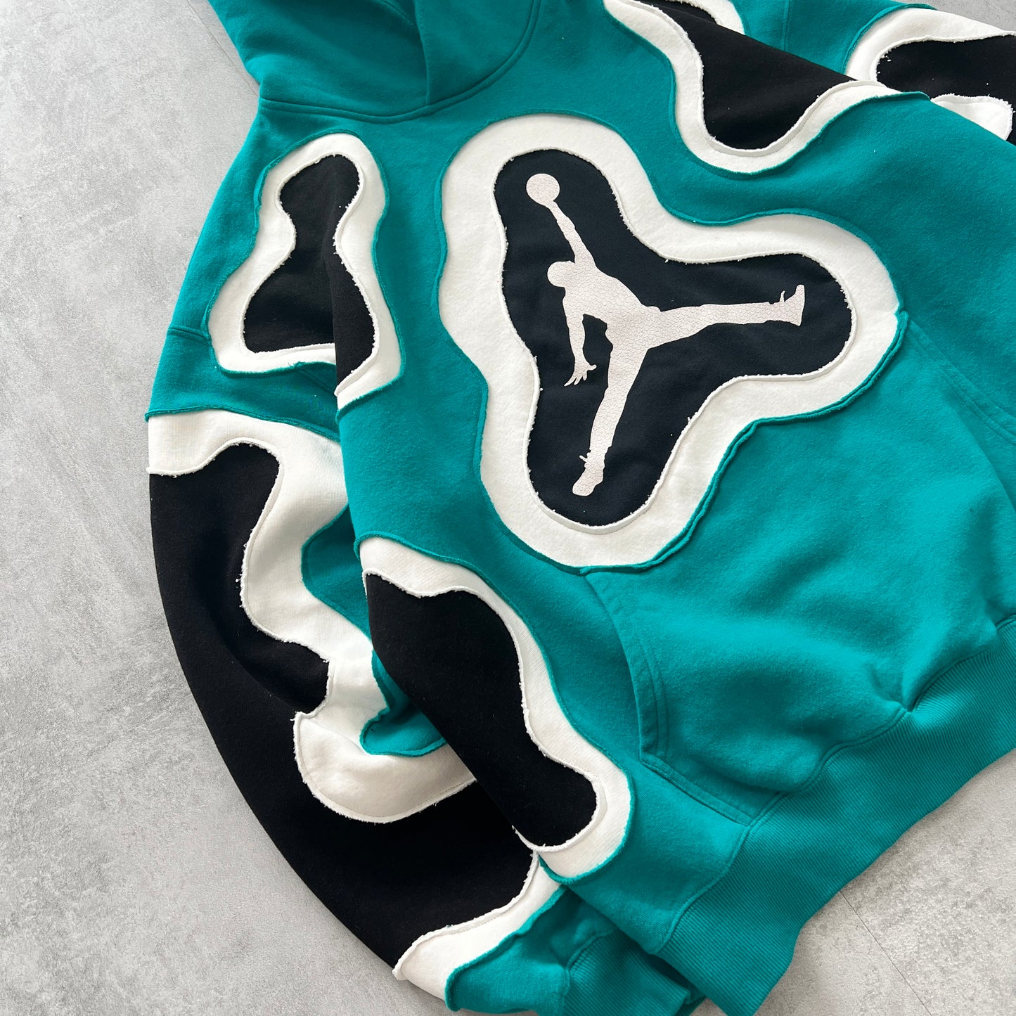 'SPLASH' HOODIE (XL)