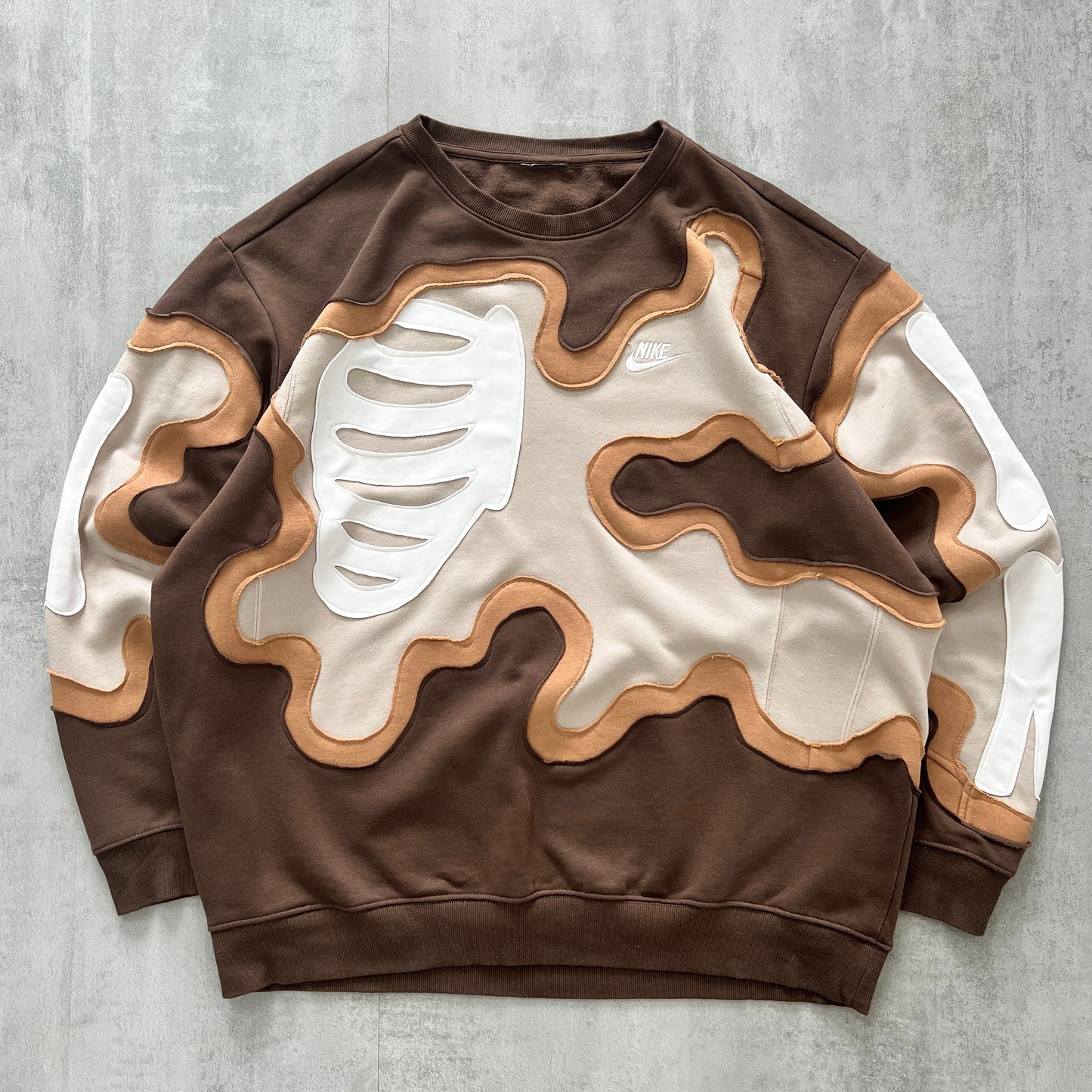 'BONES' SWEATSHIRT (XL)