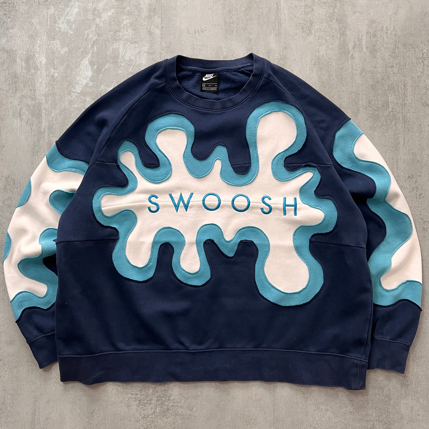 'SPLASH' SWEATSHIRT (XXL)