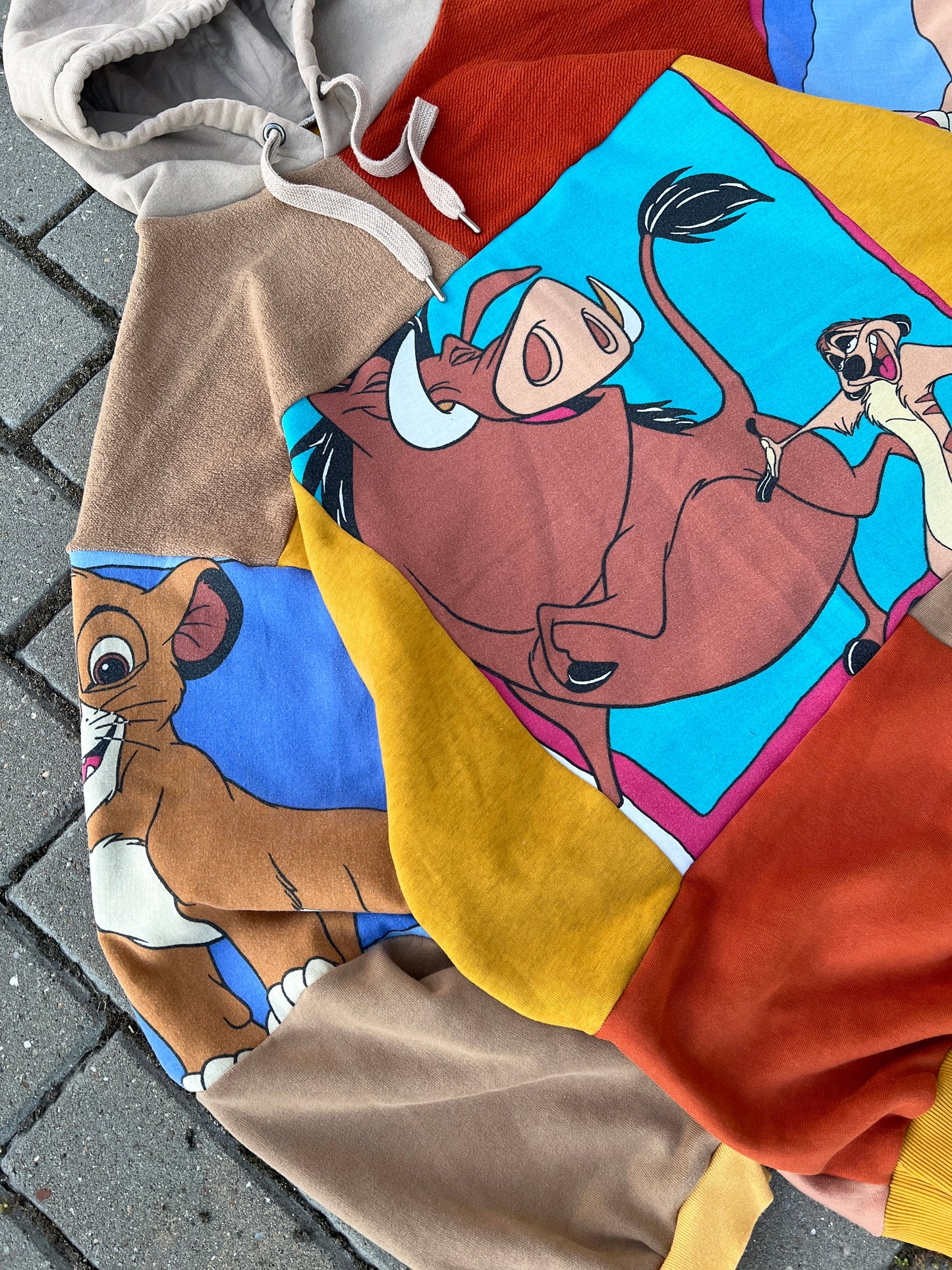 'HAKUNA MATATA' PATCHWORK HOODIE (XL)