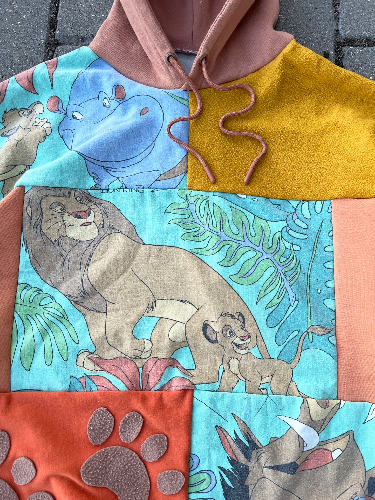 'HAKUNA MATATA' PATCHWORK HOODIE (XL)