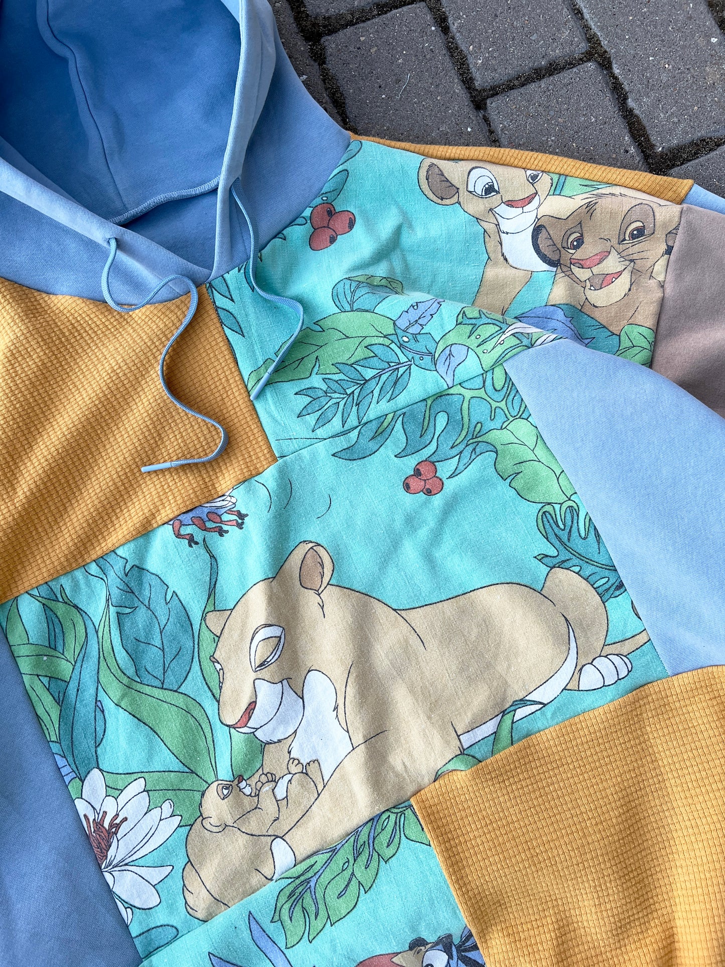 'HAKUNA MATATA' PATCHWORK HOODIE (XXL)