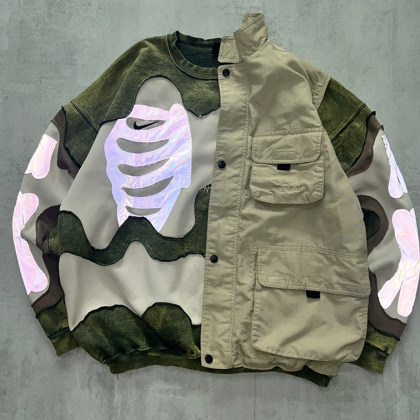 'BONES REFLECTIVE' SWEATSHIRT (L)