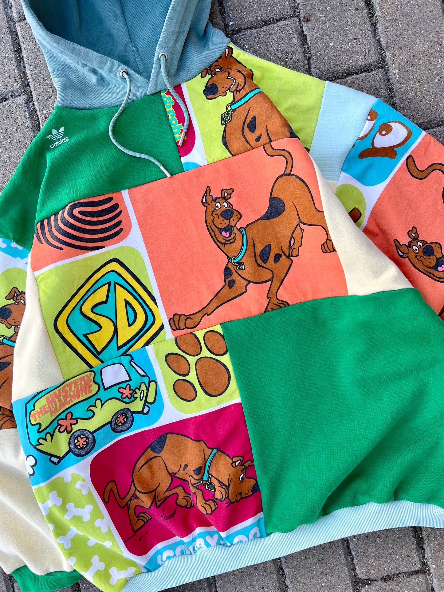 'SCOOBY' PATCHWORK HOODIE (L-XL)