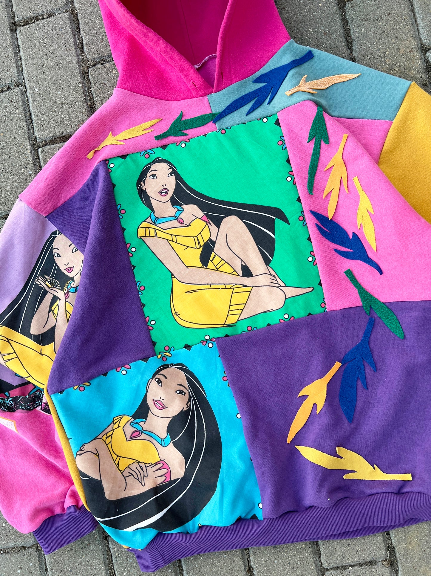 'COLORS OF THE WIND' PATCHWORK HOODIE (L)