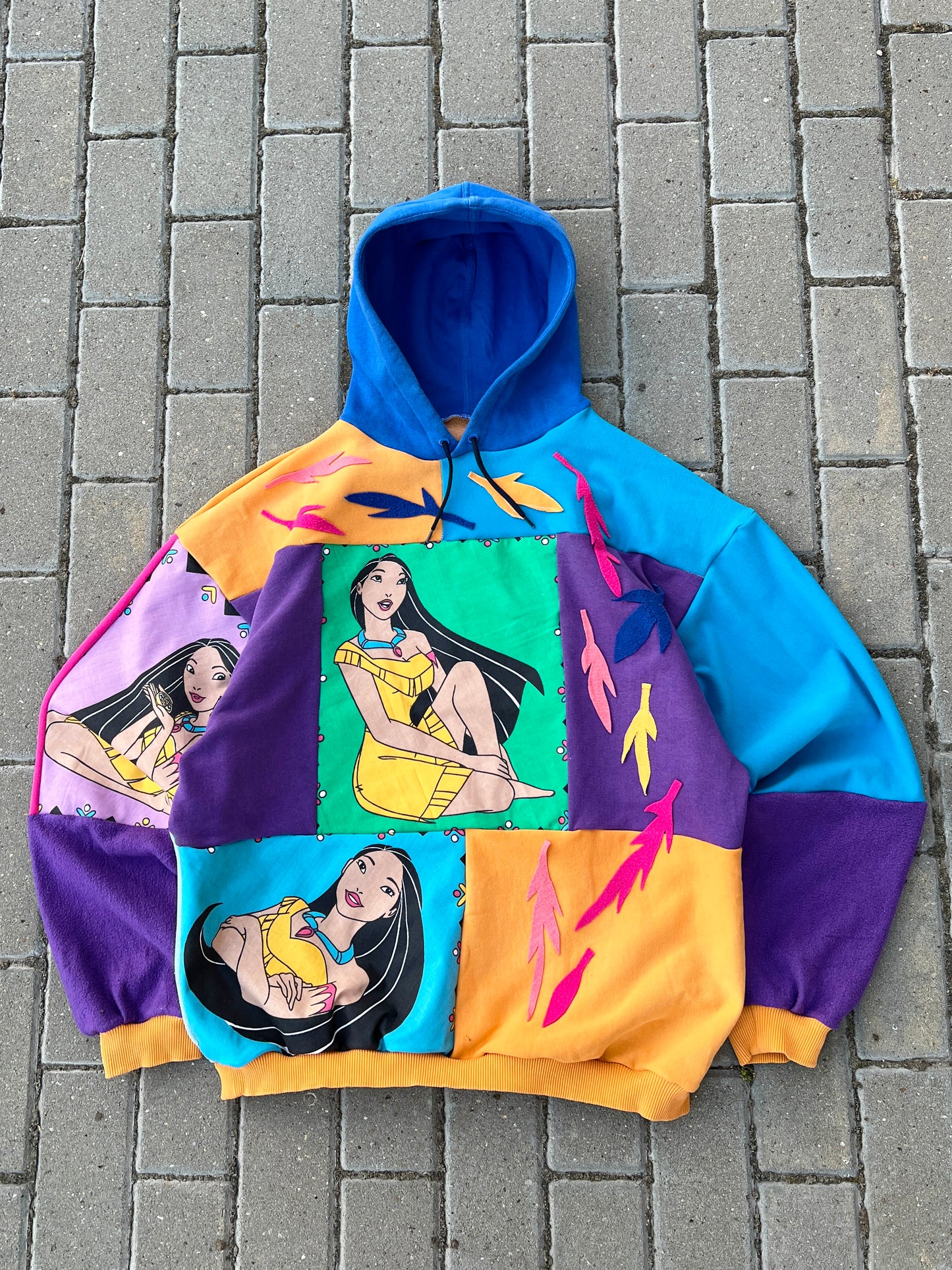 'COLORS OF THE WIND' PATCHWORK HOODIE (L)