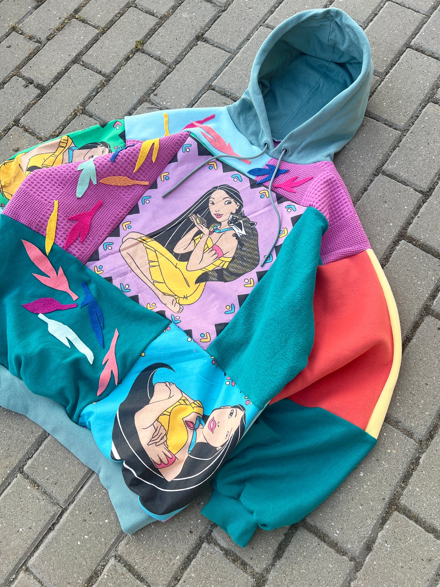 'COLORS OF THE WIND' PATCHWORK HOODIE (XL)