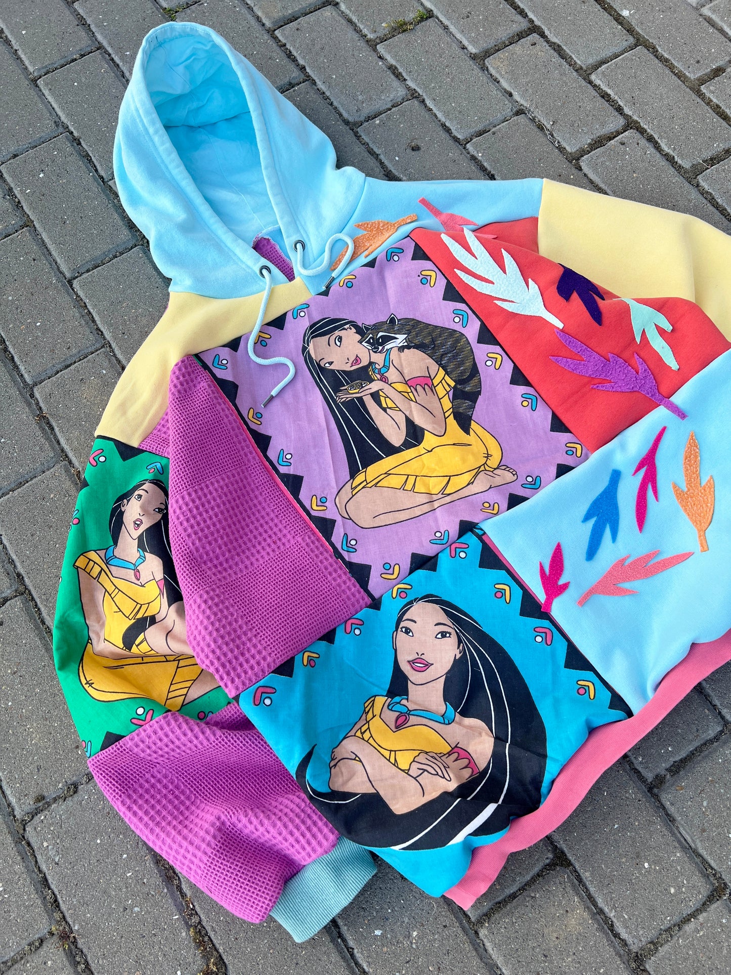 'COLORS OF THE WIND' PATCHWORK HOODIE (XL)