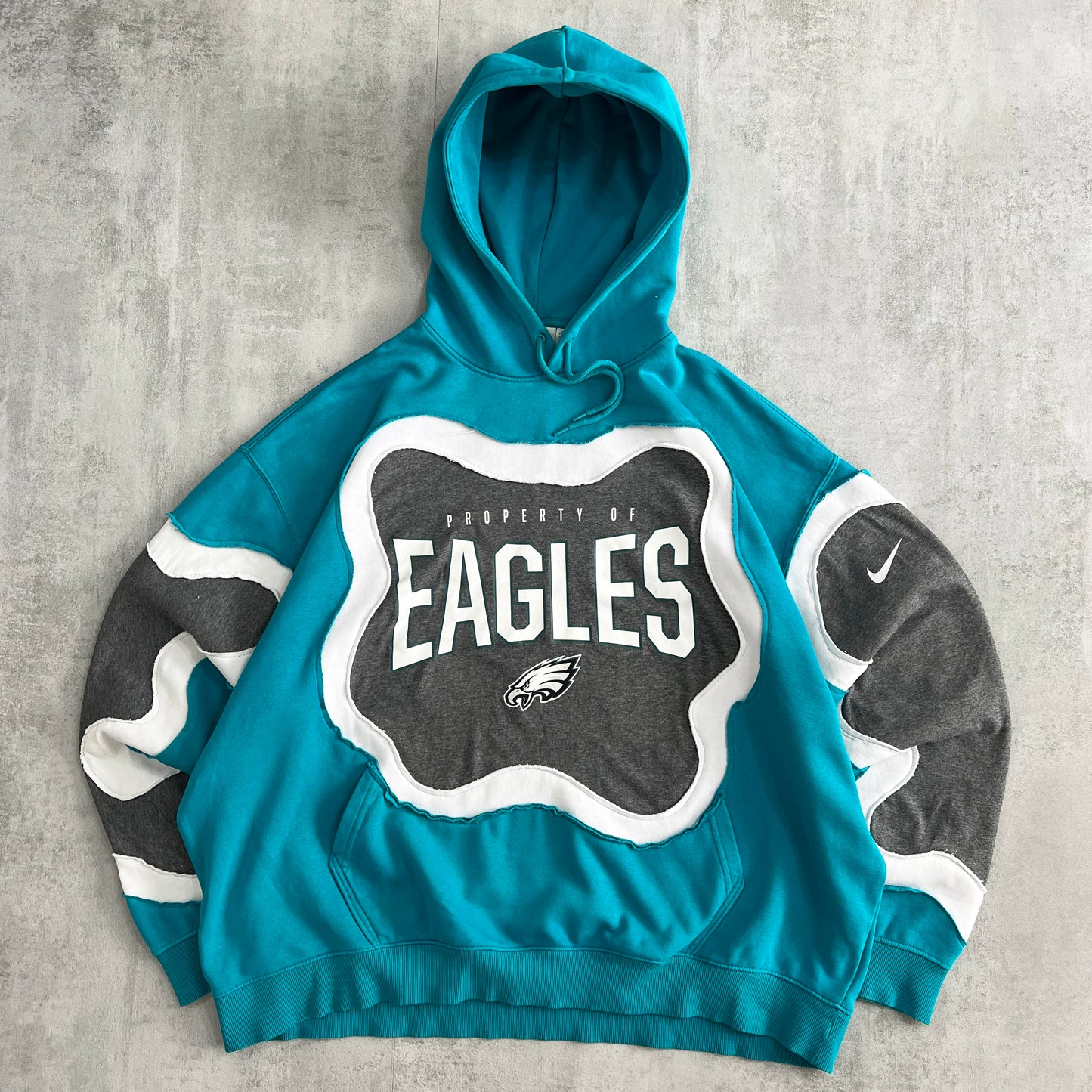 'EAGLES' HOODIE (XL)