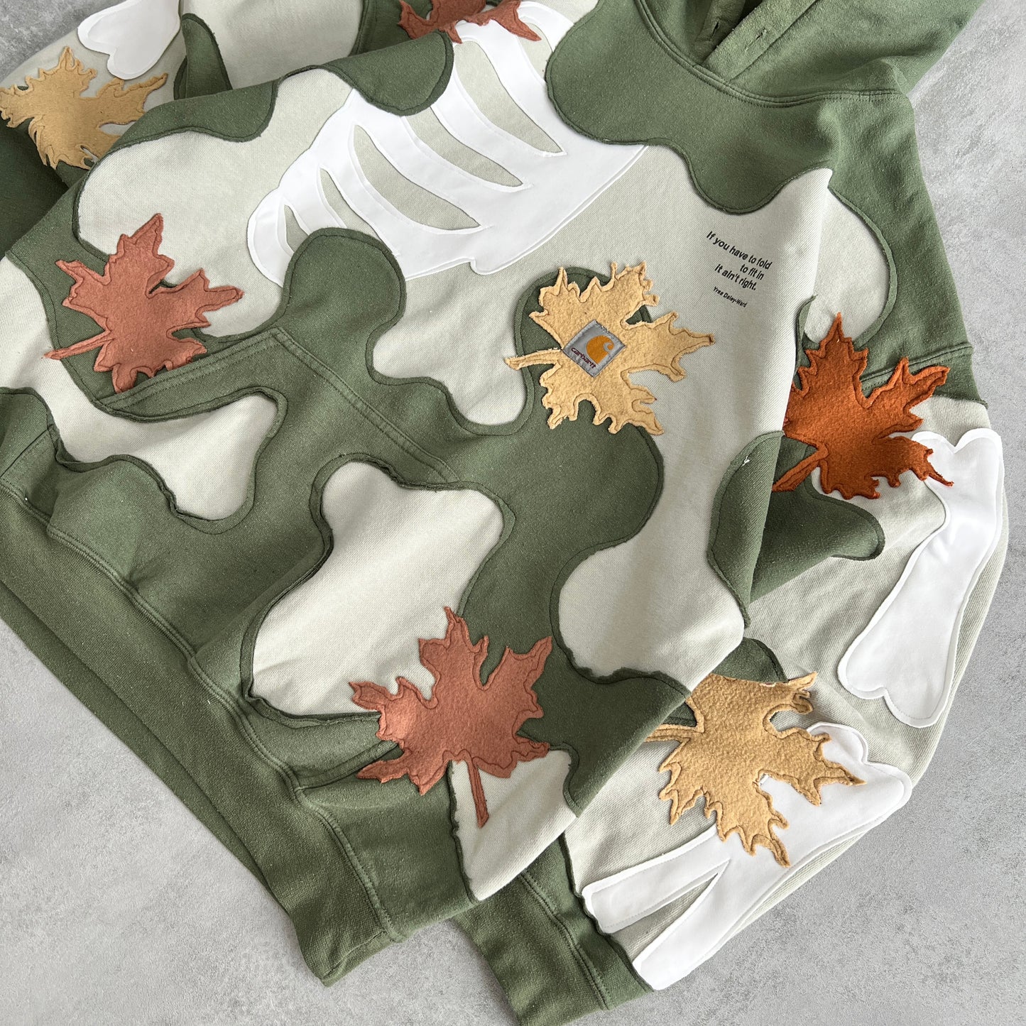 'LEAVES' HOODIE (L)