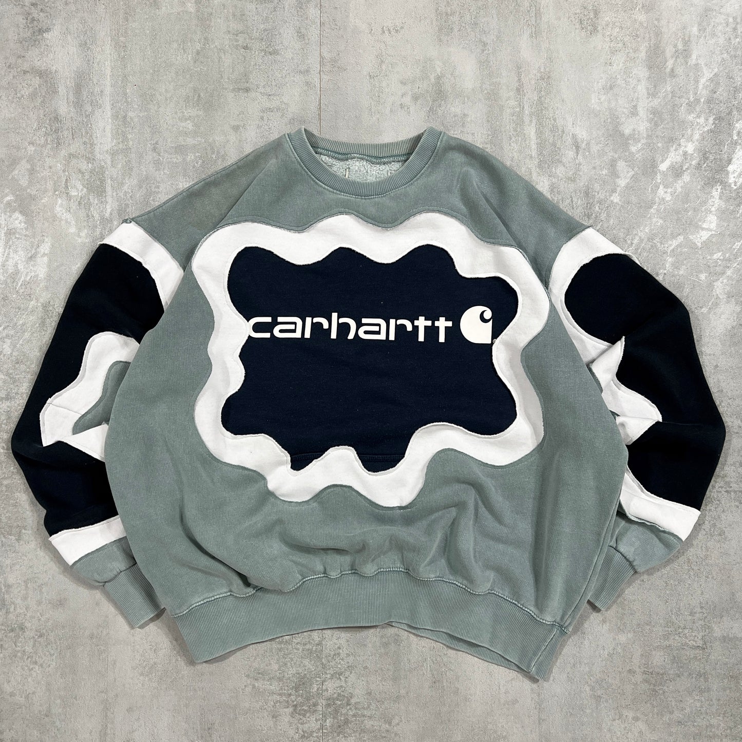'SPLASH' SWEATSHIRT (L)
