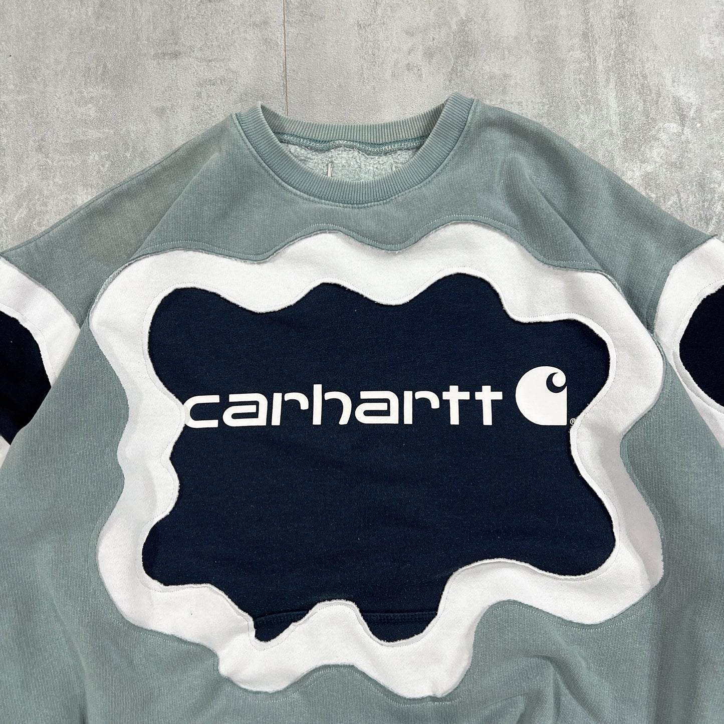 'SPLASH' SWEATSHIRT (L)