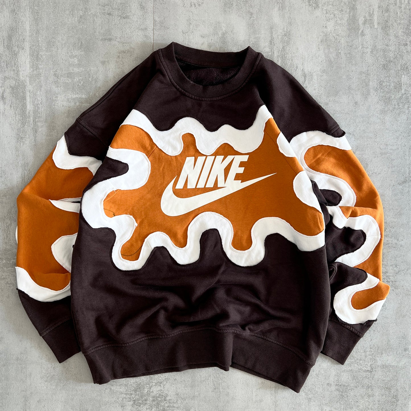 'SPLASH' SWEATSHIRT (L)