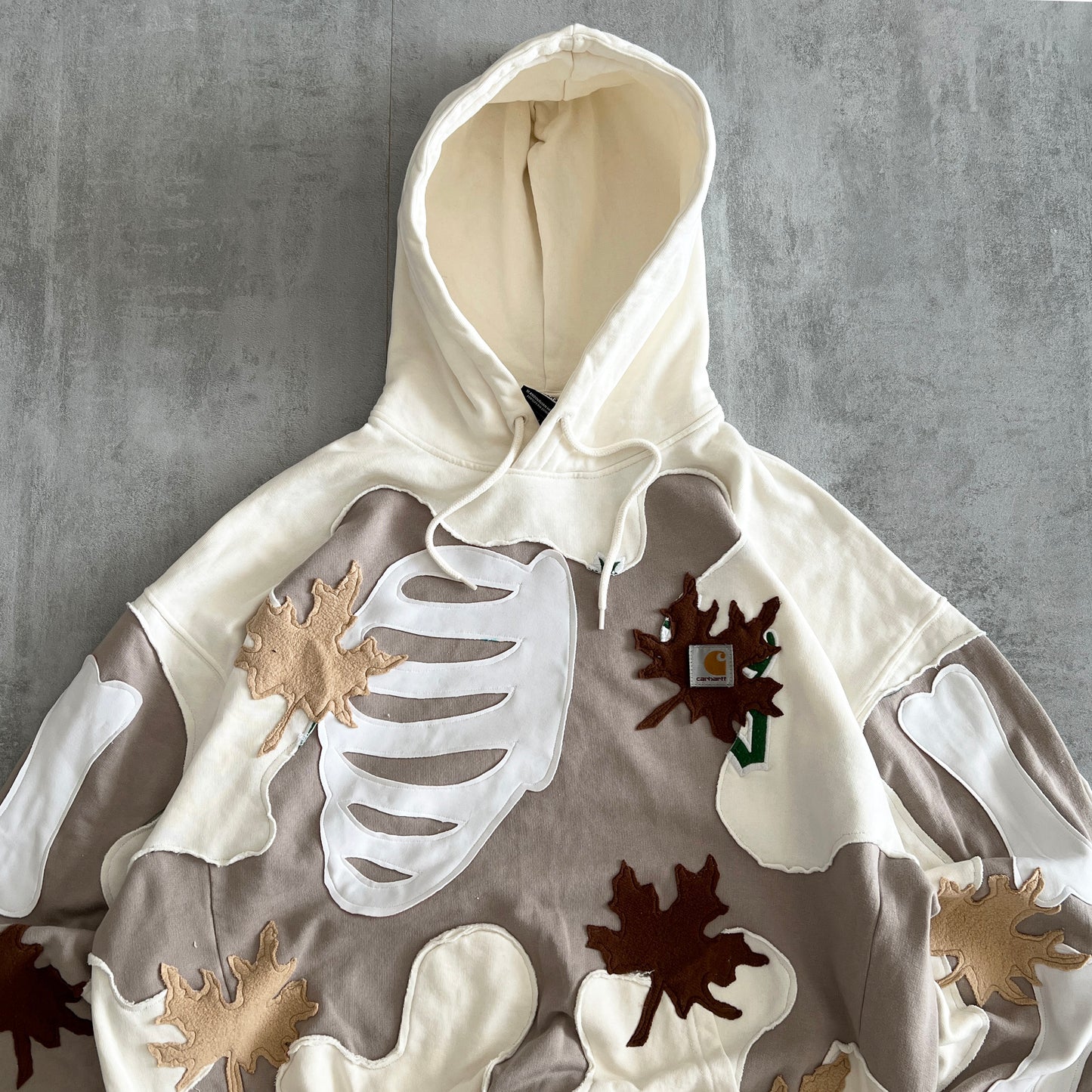 'LEAVES' HOODIE (M)