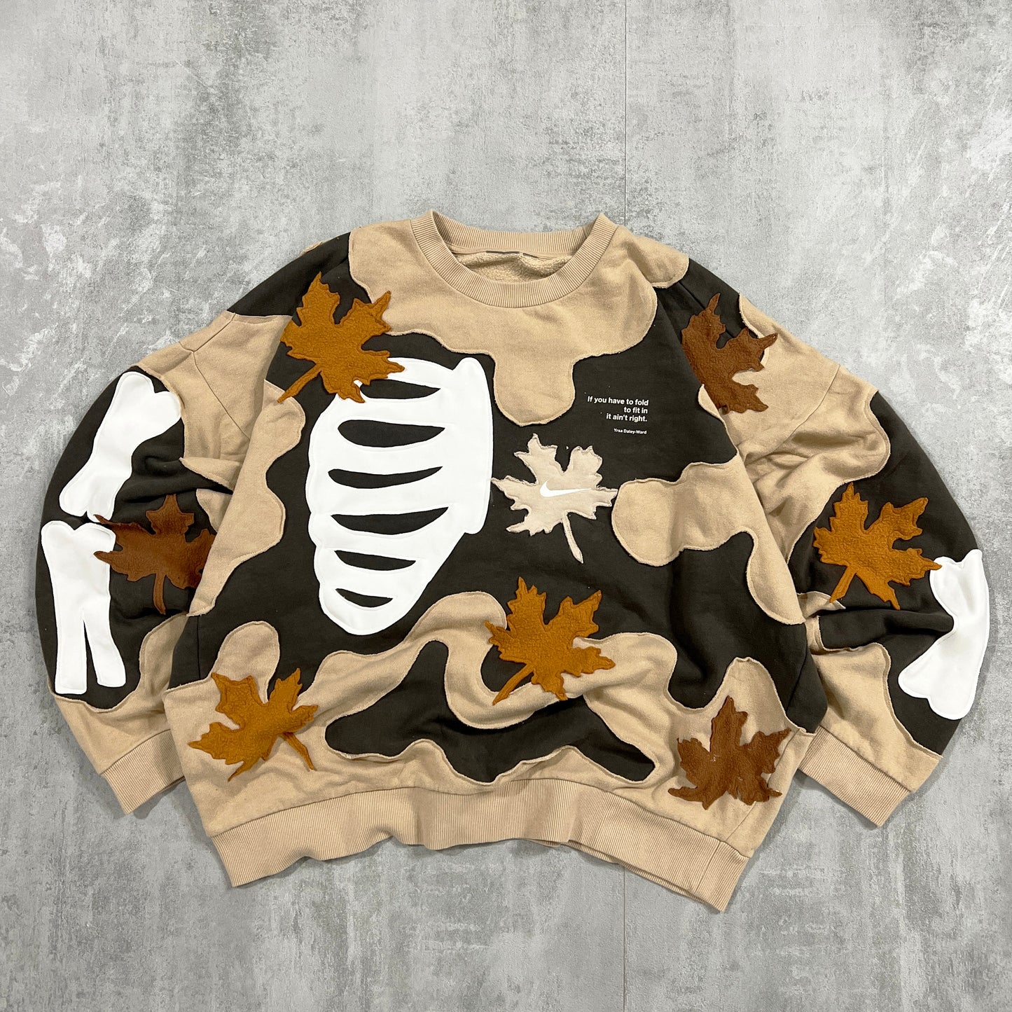 'LEAVES' SWEATSHIRT (XXL)