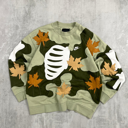 'LEAVES' SWEATSHIRT (L)