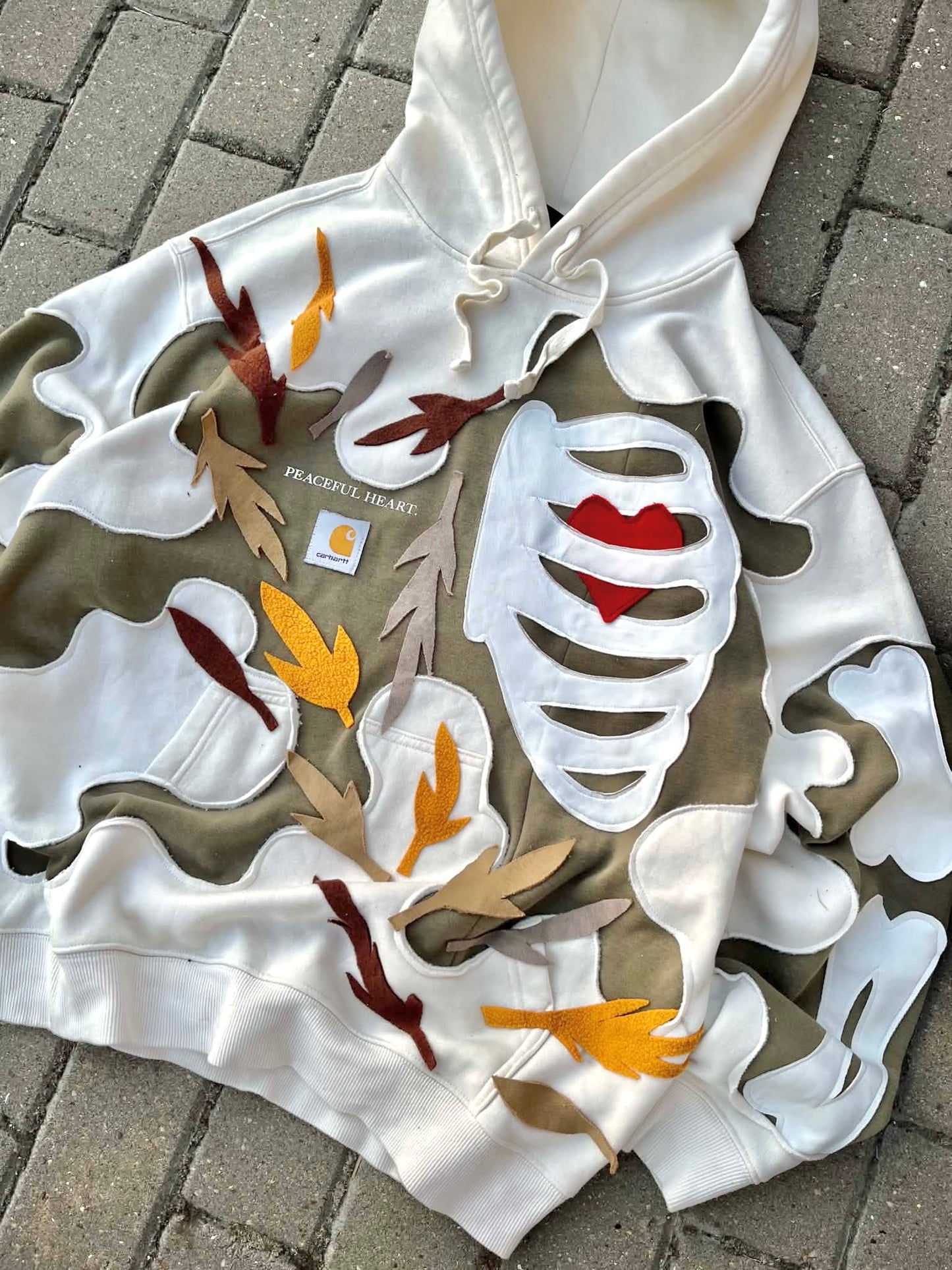 'LEAVES' HOODIE (M)